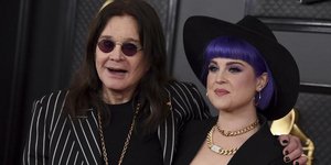 Οζι και Κέλι Οσμπορν με καπέλο