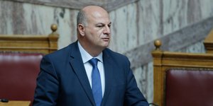 Ο Κωνσταντίνος Τσιάρας στη Βουλή