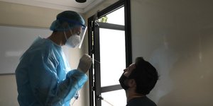 Δειγματοληπτικά τεστ για τον κορωνοϊό