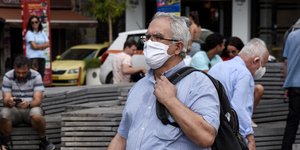 Κορωνοϊός: Αττική και Πέλλα έφεραν το νέο ρεκόρ κρουσμάτων -Στους 400 οι νεκροί στη χώρα