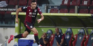 Ο Μπάμπης Λυκογιάννης της Κάλιαρι