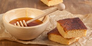 Μελόπιτα πίτα με τυρί και μέλι