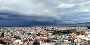 Το φαινόμενο «shelf cloud» στην Αθήνα