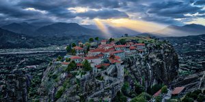 Φθινόπωρο στα Μετέωρα: Εκεί που η φύση αγγίζει τον ουρανό