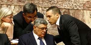 Οι τότε βουλευτές της Χρυσής Αυγής, Νίκος Μιχαλολιάκος, Ηλίας Κασιδιάρης, Χρήστος Παππάς