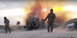 Αζέροι στρατιώτες στο πεδίο της μάχης στο Ναγκόρνο Καραμπάχ