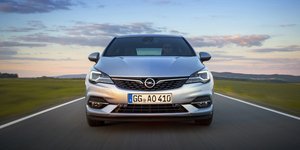 To ανανεωμένο Opel Astra με νέο αυτόματο κιβώτιο