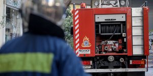 πυροσβεστης πλατη οχημα