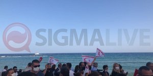  Αμμόχωστος: Στα Βαρώσια με σημαίες της Τουρκίας και του ψευδοκράτους ο Τατάρ