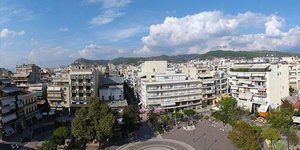 Κεντρική πλατεία στο Αγρίνιο