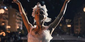 Η πρώτη χριστουγεννιάτικη διαφήμιση που μιλά ανοιχτά για τον κορωνοϊό