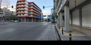 Αδεια πόλη η Αθήνα μετά το lockdown