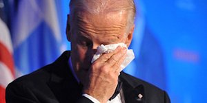 Συγκινημένος ο Τζο Μπάιντεν 