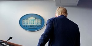 Ο πρώην πρόεδρος Ντόναλντ Τραμπ στον Λευκό Οίκο