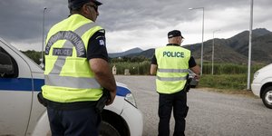 δυο αστυνομικοι