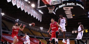 Φάση από τον αγώνα Ολυμπιακός-Εφές στην Euroleague