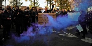 Γαλλία: Χιλιάδες άνθρωποι στους δρόμους κατά του νομοσχεδίου για τις εικόνες αστυνομικών