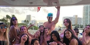 Το πάρτι του πιο σέξι γιατρού