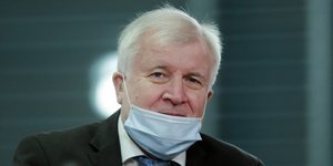 Γερμανία: Yπέρ της στενότερης παρατήρησης των αρνητών του κορωνοϊού ο Ζέεχοφερ
