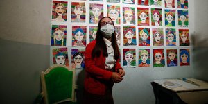 κοριτσι πισω πορτραιτα