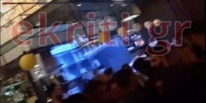 Συνωστισμός σε μπαρ στο Ηράκλειο