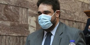 Θοδωρης Λιβάνιος μασκα