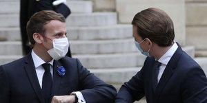 Συνάντηση Μακρόν - Κουρτις στο Παρίσι με θέμα την αντιμετώπιση της τρομοκρατίας