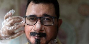 Μάσκα με το πρόσωπο σου