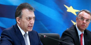 μέτρα στήριξης Σταϊκούρας και Βρούτσης