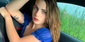 Η 21χρονη δηλώνει «πολύ σέξι» για το Tinder