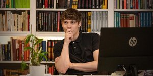 Νετφλιξ έρωτας και αναρχία