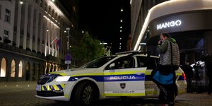 Περιπολικό στη Σλοβενία εν μέσω απαγόρευσης κυκλοφορίας για τον κορωνοϊό
