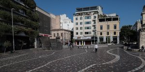 πεζοδρομος καπνικαρέα 