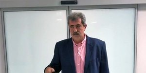  Παύλος Πολάκης 