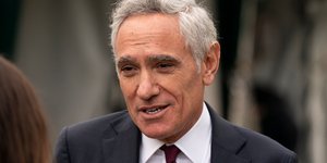 O Σκοτ Ατλας