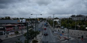 Συννεφιασμένος ο καιρός την Παρασκευή -Πού θα βρέξει