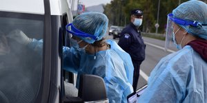 τεστ μεσα απο το αυτοκινητο