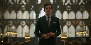 Ο πρίγκιπας Κάρολος σε σκηνή από την σειρά The Crown