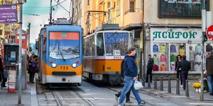 τραμ στο δρομο 