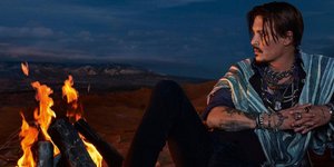 Ο Τζόνι Ντεπ στην διαφήμιση του αρώματος Sauvage του οίκου Dior