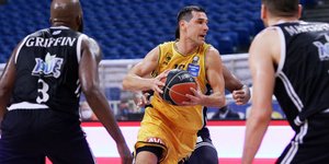 Basket League: Νίκη με δυσκολία για την ΑΕΚ, 85-84 τον ΠΑΟΚ