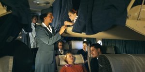 Στο υπερπολυτελές αεροσκάφος της Pan Am, Boeing 377, οι επιβάτες μπορούσαν να κοιμηθούν σε άνετα κρεβάτια  