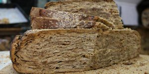 Η παραδοσιακή βασιλόπιτα Αγιάσου στη Λέσβο