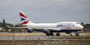 British Airways: Αναγκαστική προσγείωση για πτήση που είχε προορισμό την Αθήνα