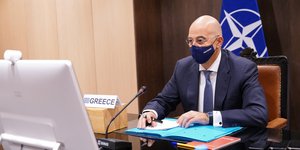 Ο Νίκος Δένδιας σε τηλεδιάσκεψη