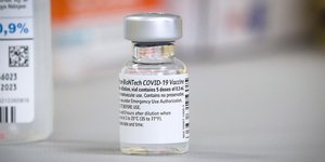 εμβόλιο Pfizer για τον κορωνοϊό