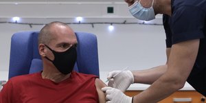 Γιάνης Βαρουφάκης