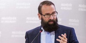 Ο Ούγγρος ευρωβουλευτής Ζάγιερ Γιόζεφ