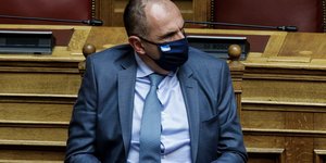 Γιώργος Γεραπετρίτης προφιλ 