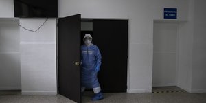 Γιατρός σε κλινική στο Μεξικό